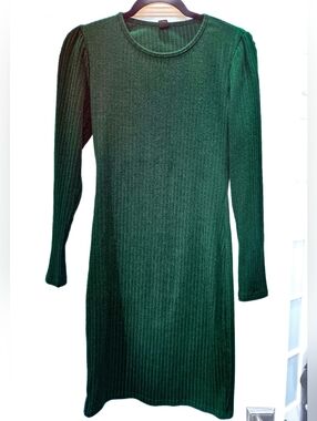 Emerald Green Ribbed Long Sleeve Knit Dress